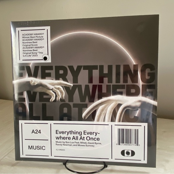 エブリシング・エブリウェア・オール・アット・ワンス Son Lux エブリシング・エブリウェア・オール・アット・ワンス Son Lux